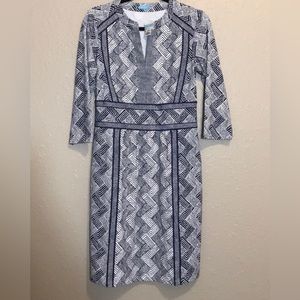 WOW! NWT J McLaughlin Lola Dress Sz M Split Neck Navy & White Antique Path print